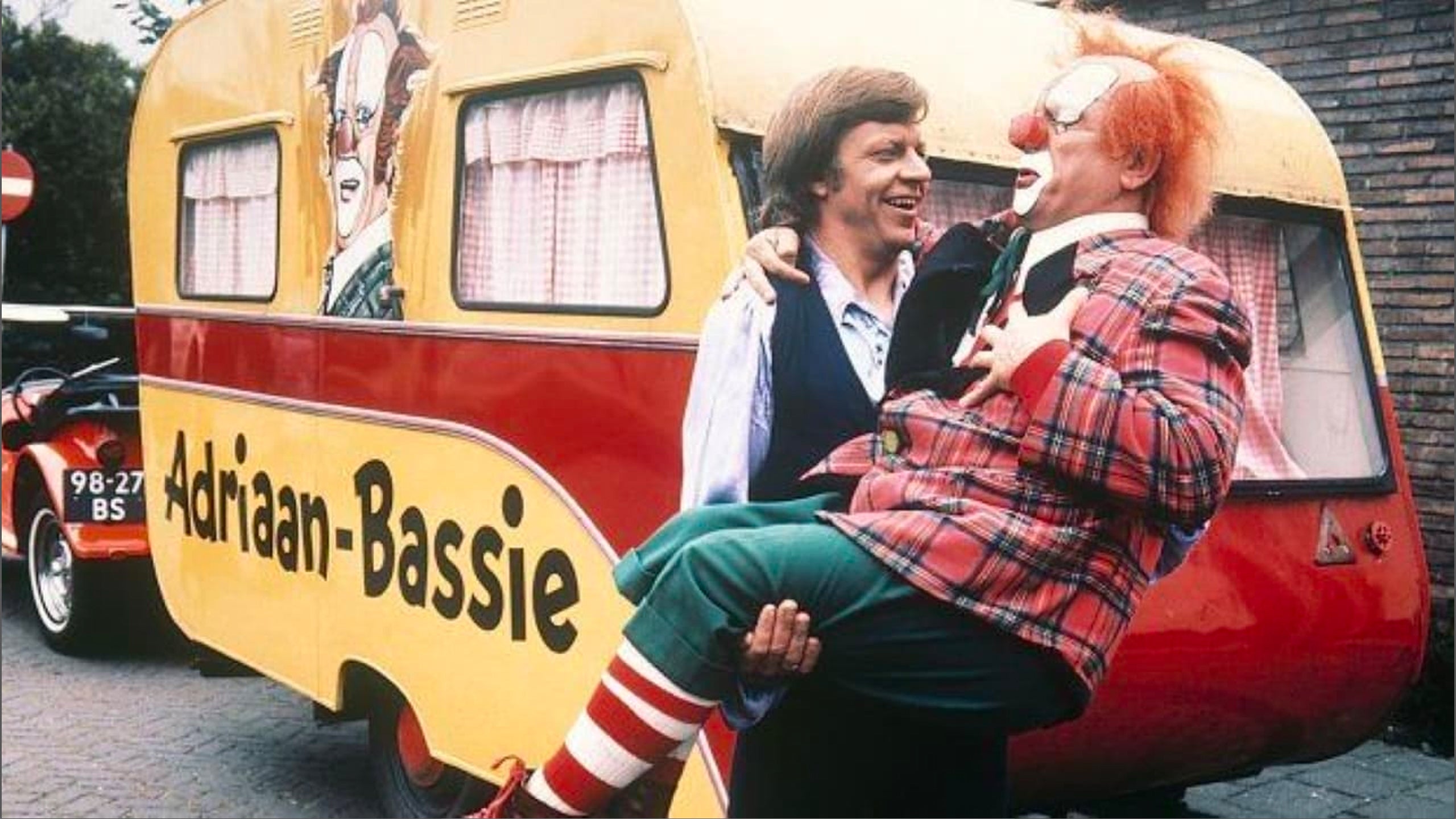 Bassie & Adriaan En De Plaaggeest