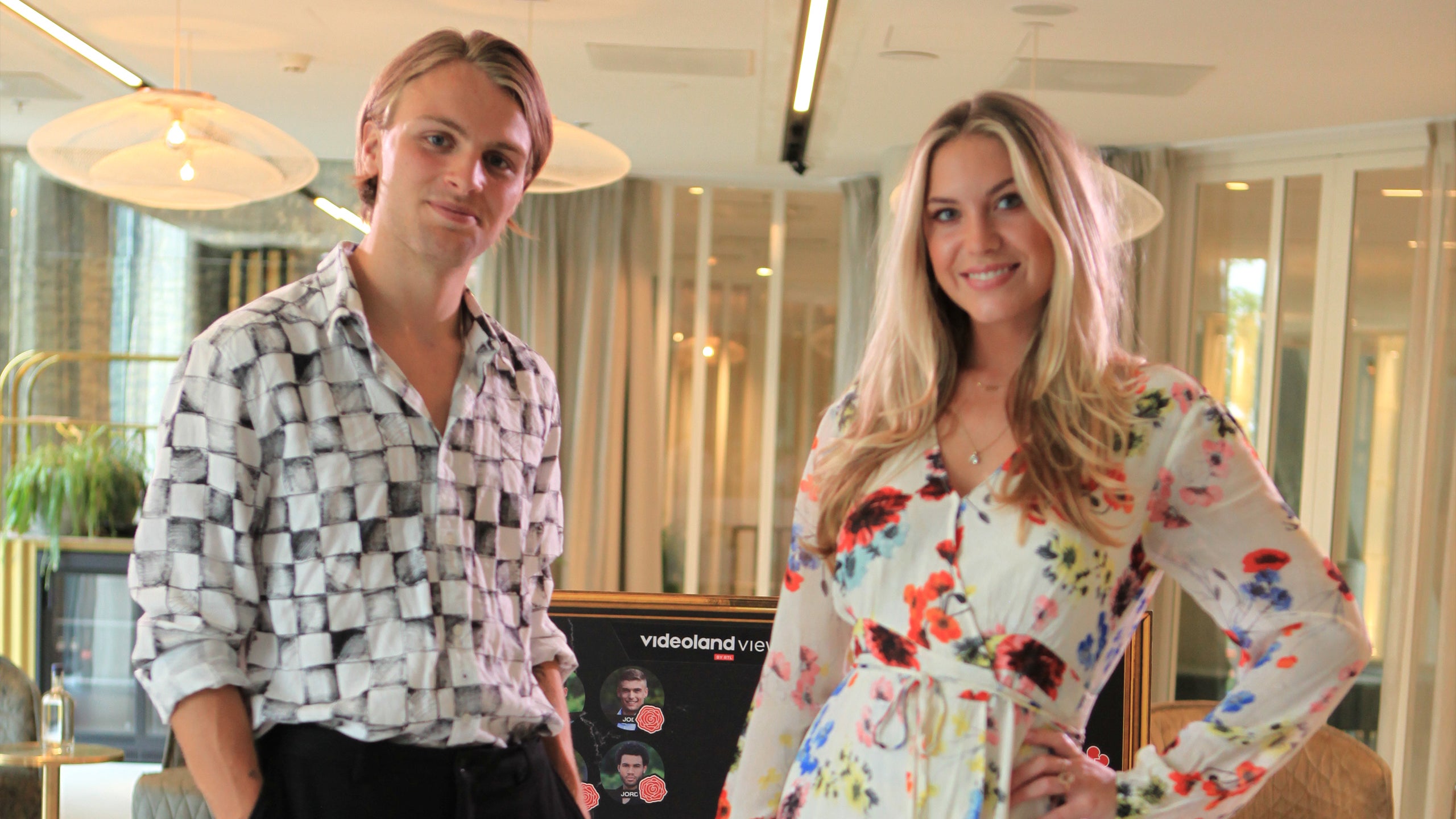 Videoland Viewing Party de Bachelor