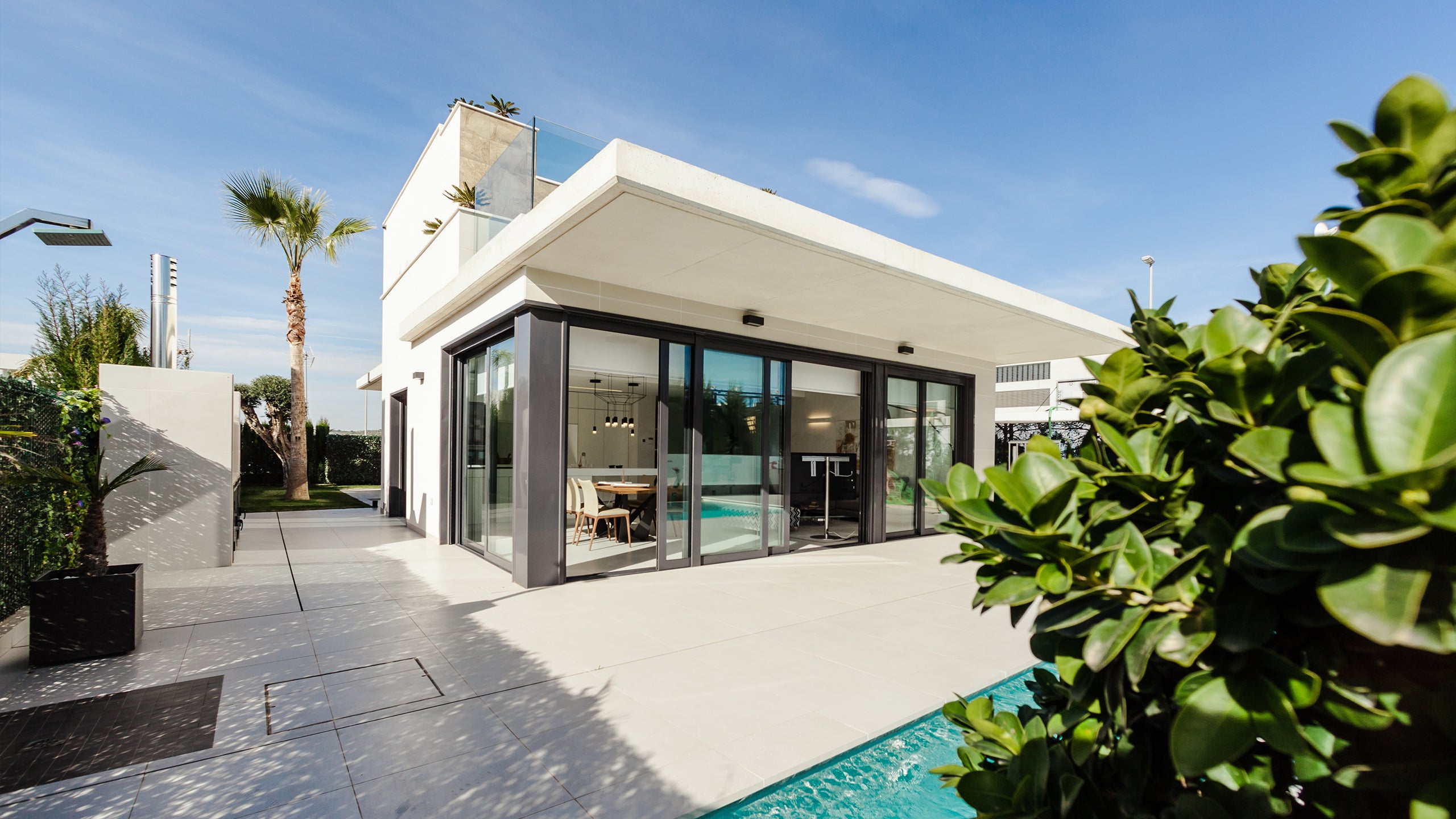 Hollandse Makelaars Aan De Costa