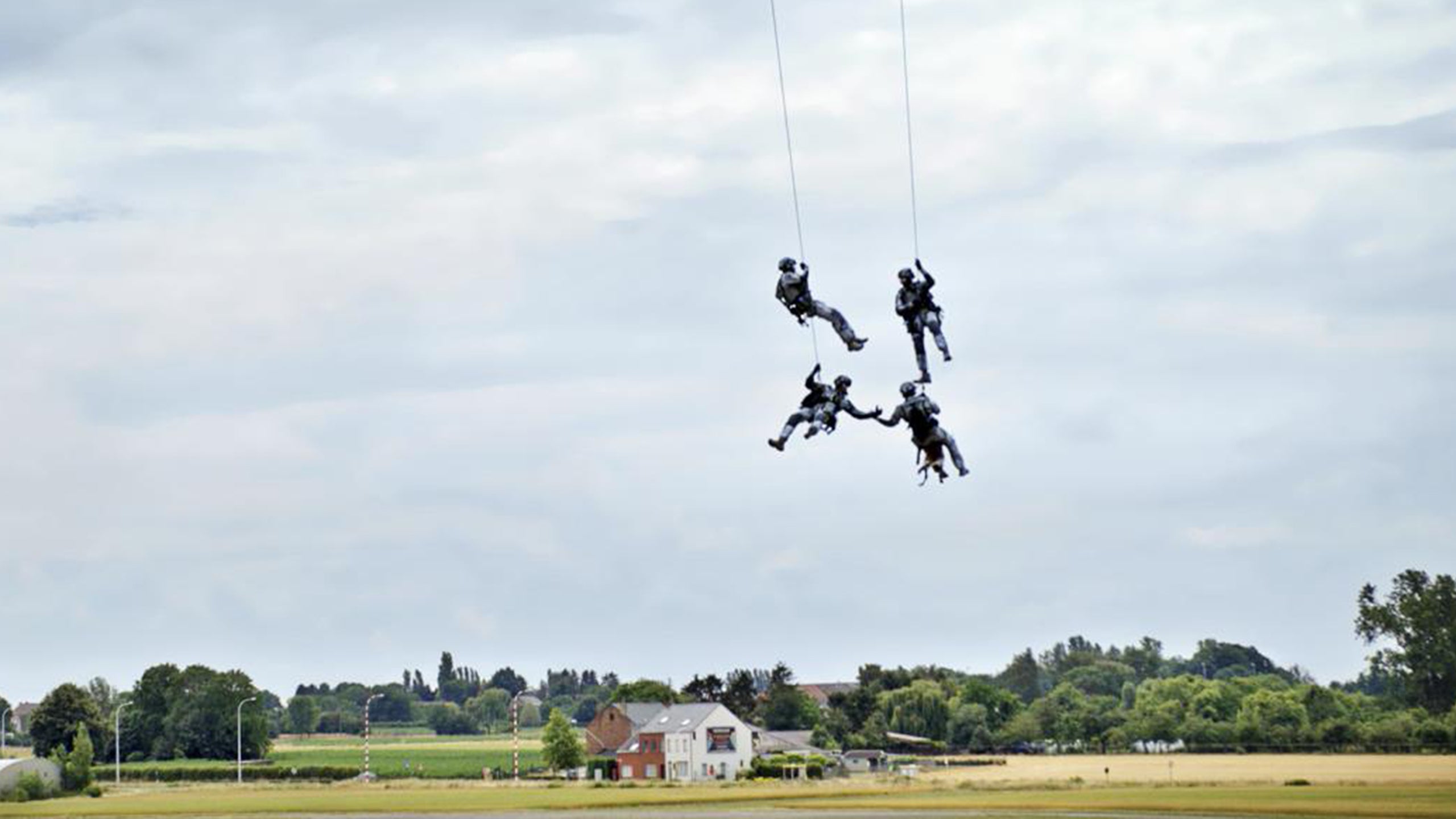 Helden Van Hier: De Luchtpolitie