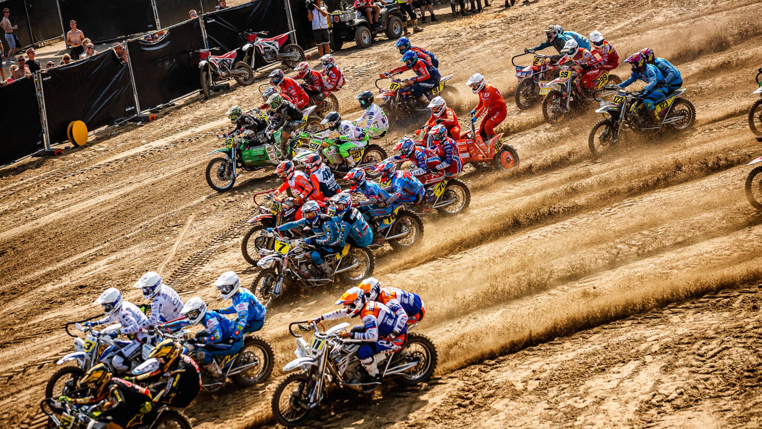 Zwarte Cross: Vaak Bu-J Te Bang