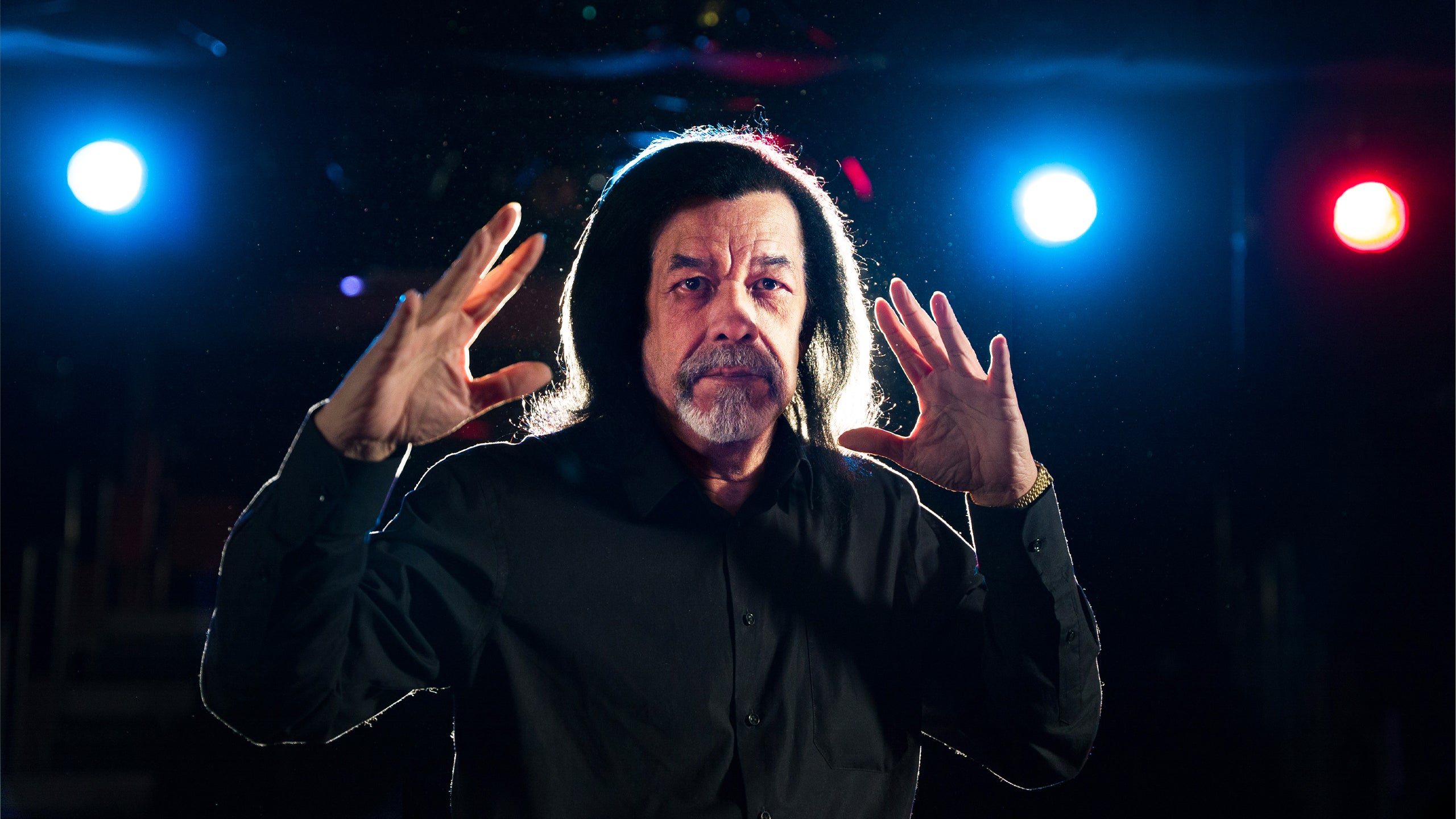 Rasti Rostelli: The Show Must Go On