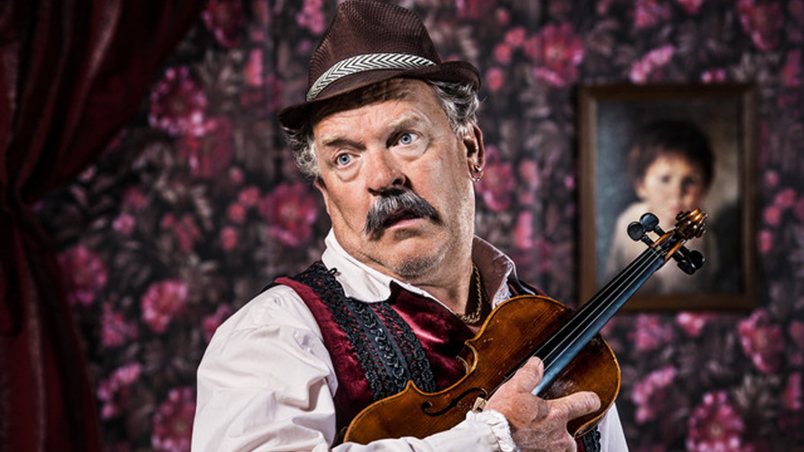 Bert Visscher - Hij Wordt Vanzelf Moe