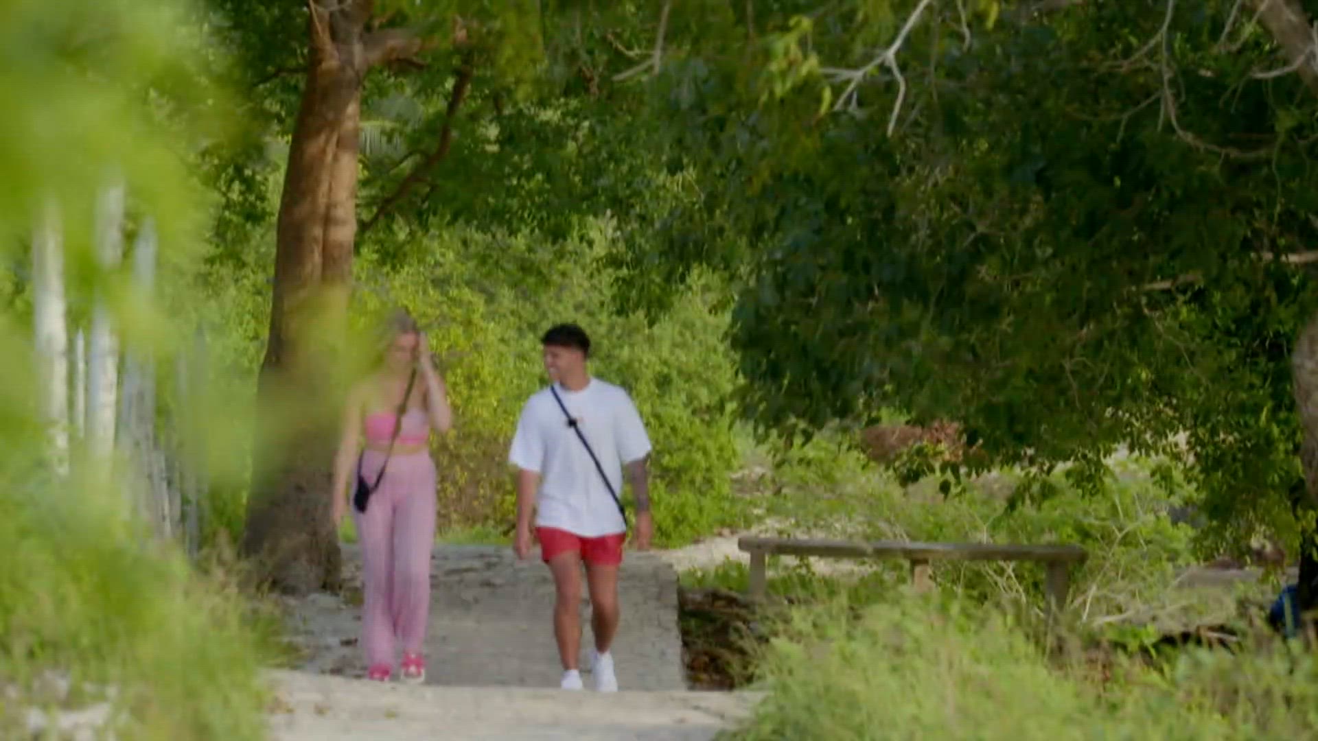 Baby's Plakken In Mijn Wimpers!