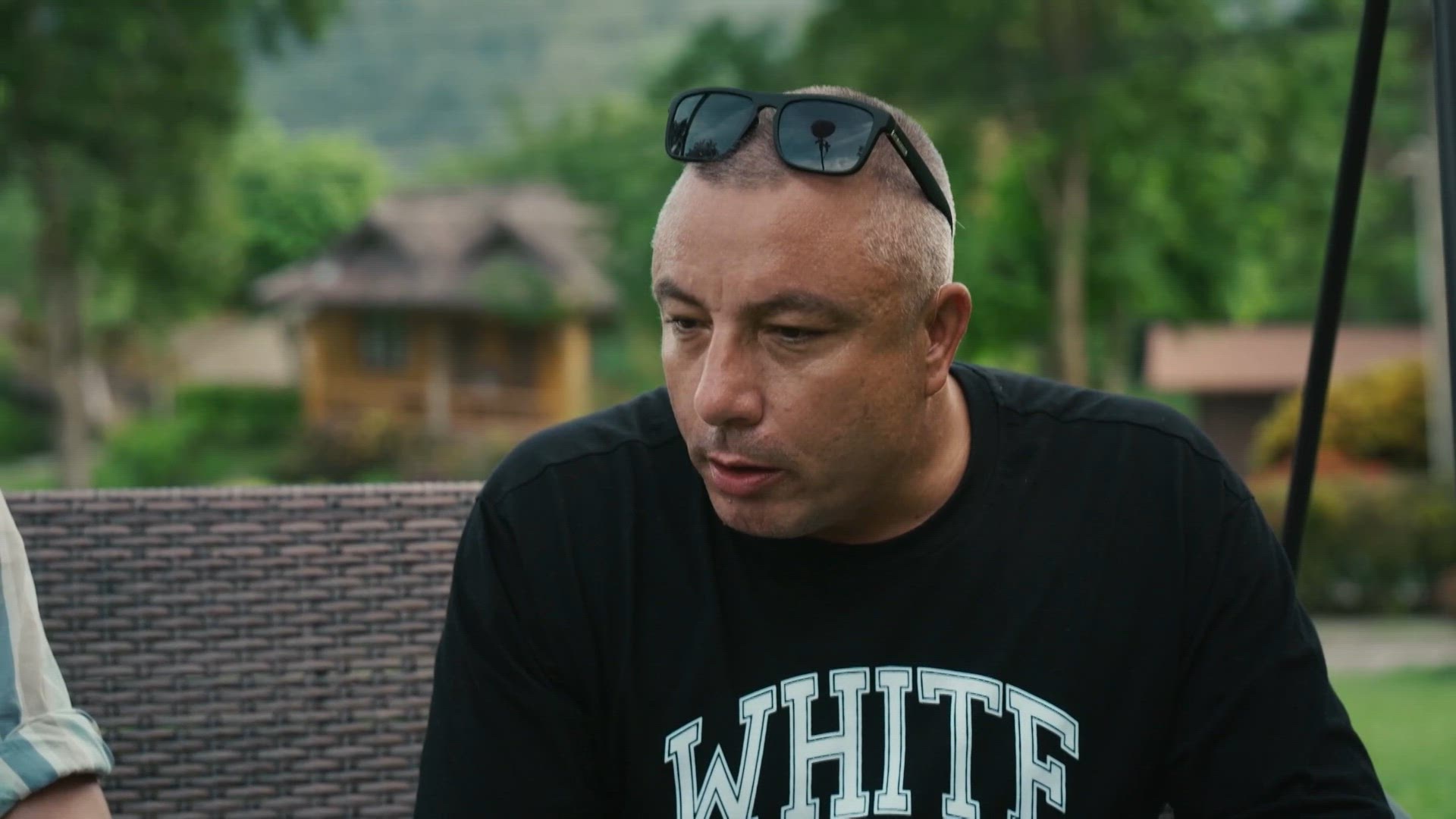 Extreem Afkicken In Thailand