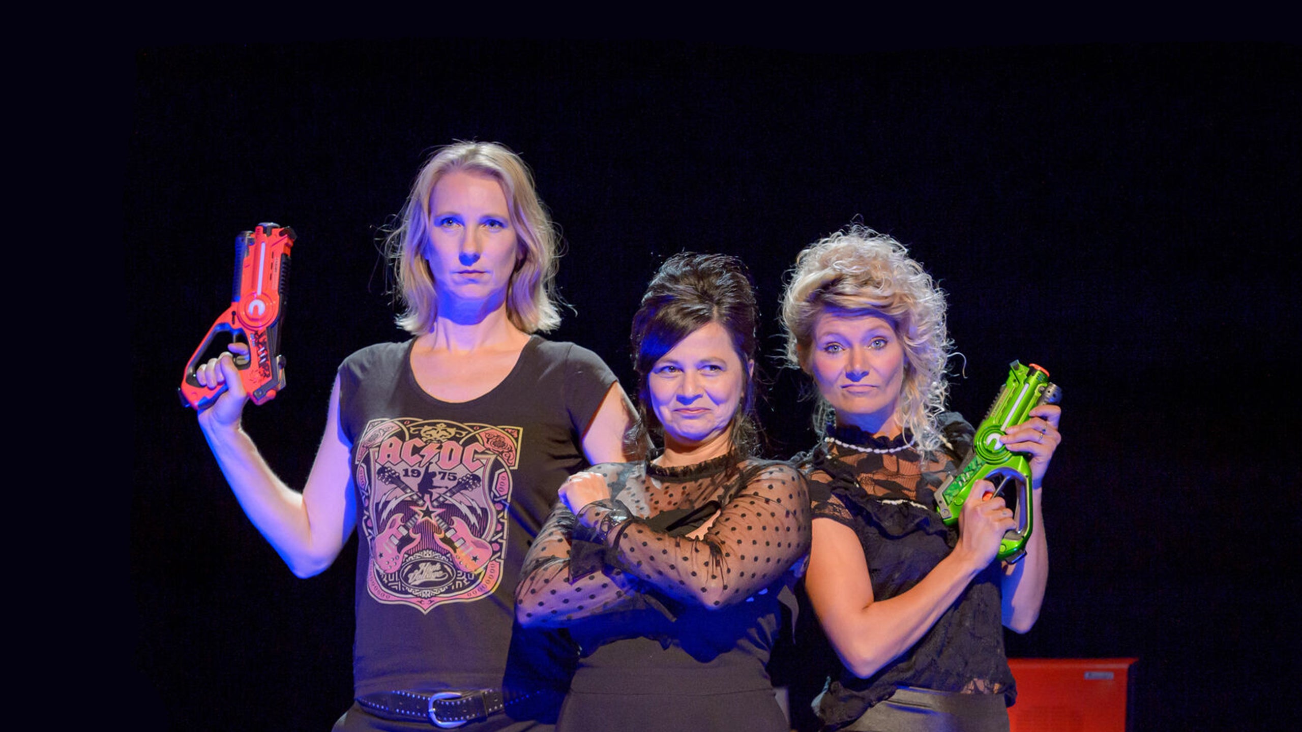 Tis hier Geen Hotel - 1