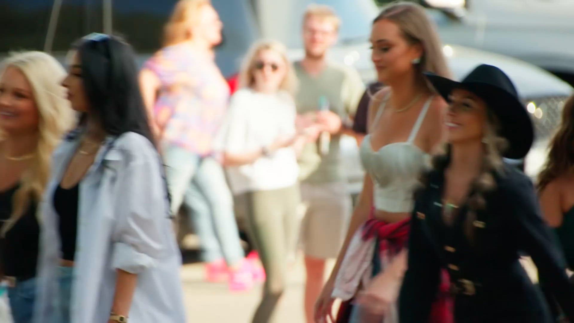 Why Won't He Kiss Miss