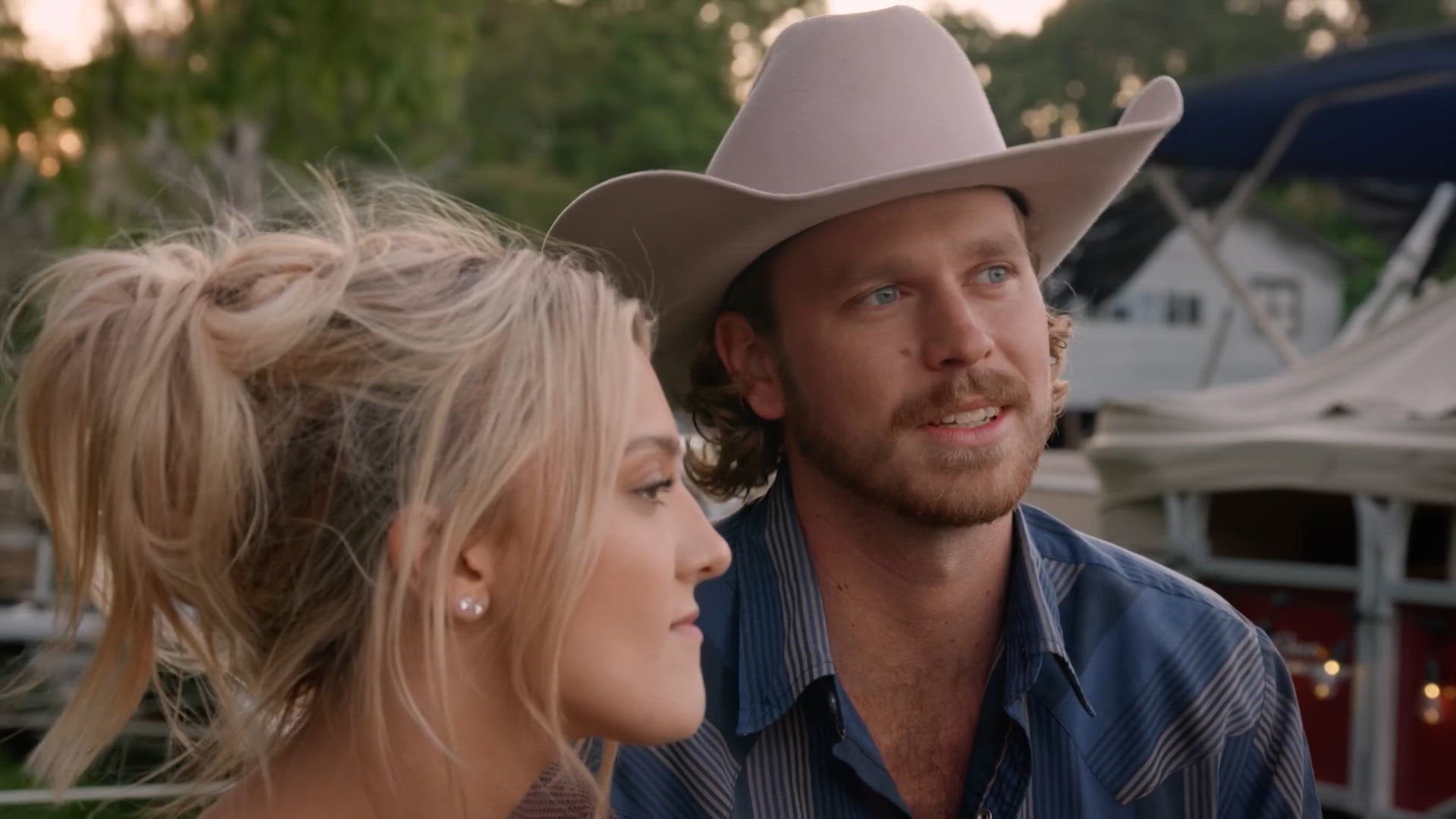 Temptation Strolls Into Town