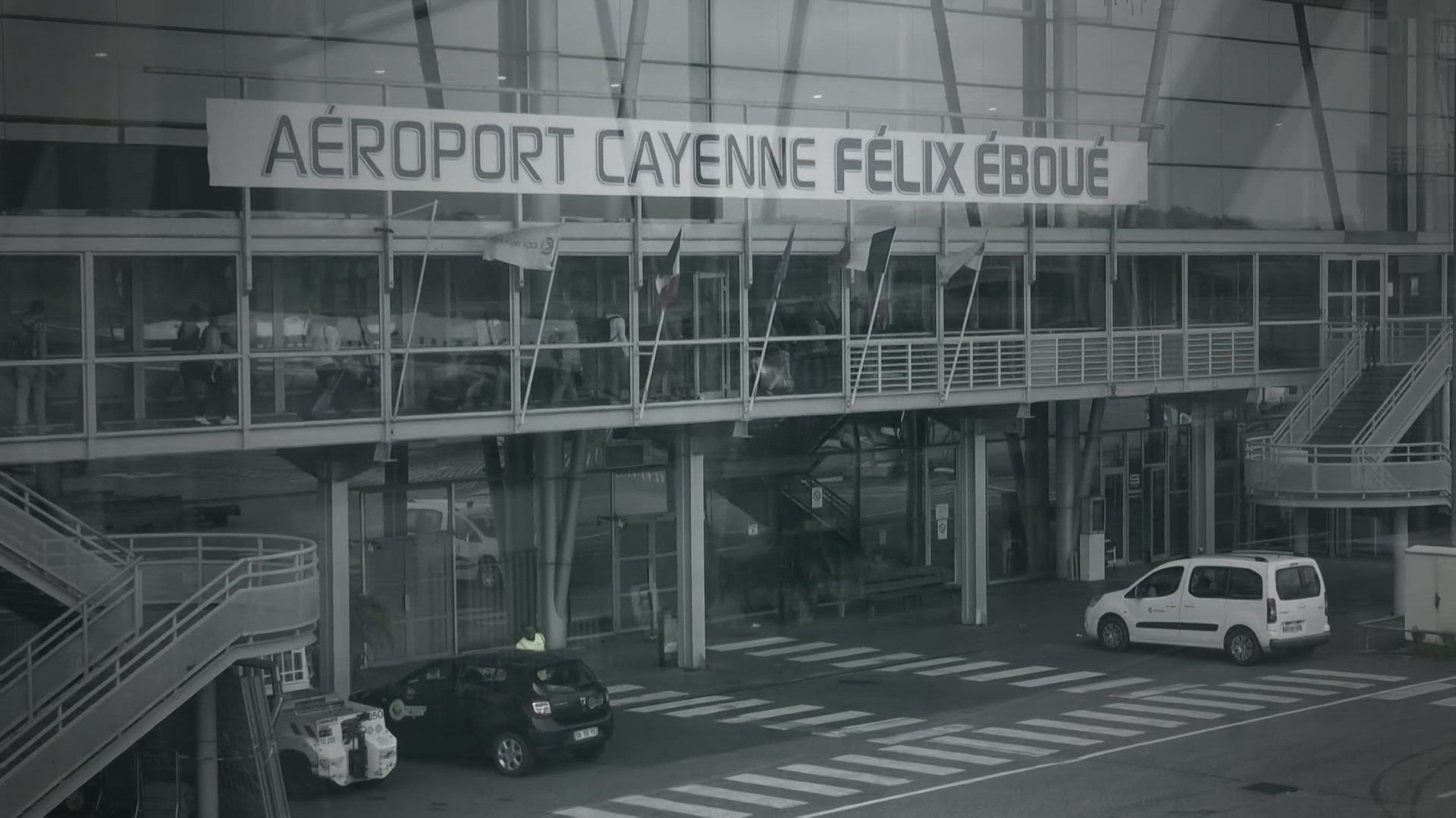 Afl. 2: Remi van der V. - Suriname